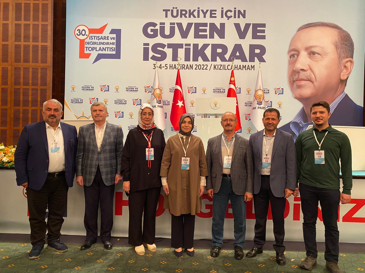 leylasahinusta's tweet photo. Birlikte Konya’yız… https://t.co/uPBq7HndUI