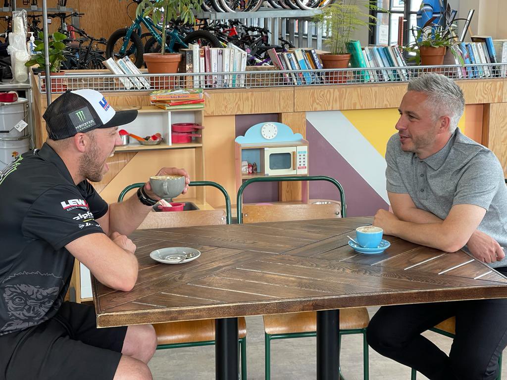 matt77roberts's tweet photo. Working with Hicky is such a pleasure. The most in-demand person on the island at the moment but rocks up to an interview at short notice, no entourage, gives up a hard-earned rest day &amp; still has time for everyone. Standing ovation from whole cafe when we left. Absolute dude. https://t.co/R9Act4ANHR