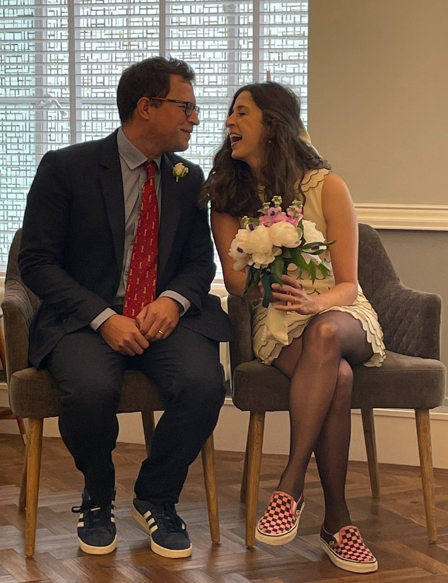 Laura Piovani tweet media