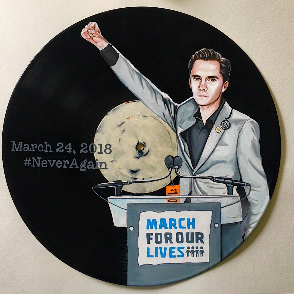 jonlionfineart2's tweet photo. @davidhogg111 My drawing/painting hands are always ready and willing, @davidhogg111
#ArtistForPeace https://t.co/1noiClLr5O