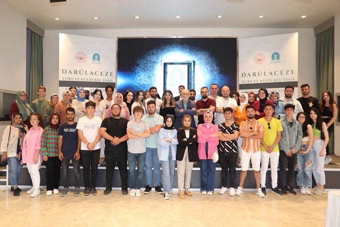 Cumhurbaşkanı Danışmanı ve Darülaceze Başkanı sn. Hamza Cebeci’yi ziyaret ettik. Misafirperverliği ve Kıymetli hediyeleri için kendisine çok teşekkür ederiz.