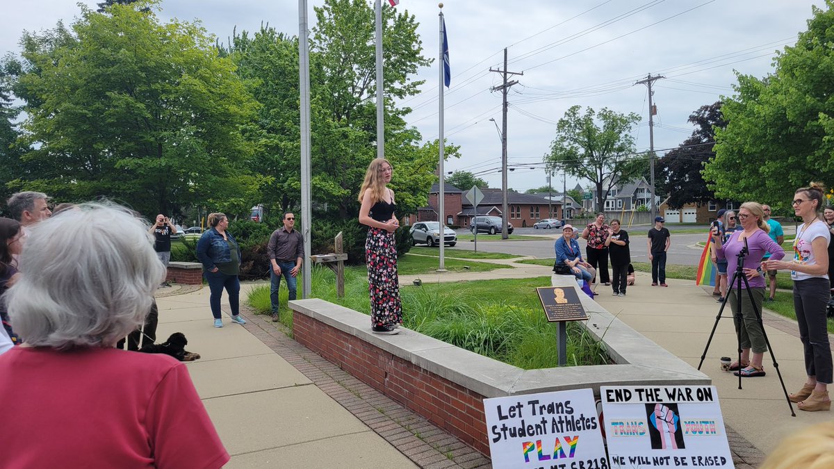 CoachTerberg's tweet image. Two of our middle school GSA students speaking at Saline&apos;s Pride Flag Raising. It was amazing to hear them speak on just how comfortable they felt in Saline! @SalineGSA @CityofSaline @VoteEstep @jensteben