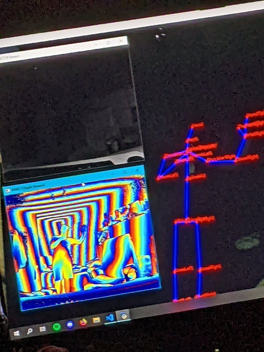 dasMichal's tweet image. Body Tracking funktioniert jetzt auch

#KinectV2
#Kinect
