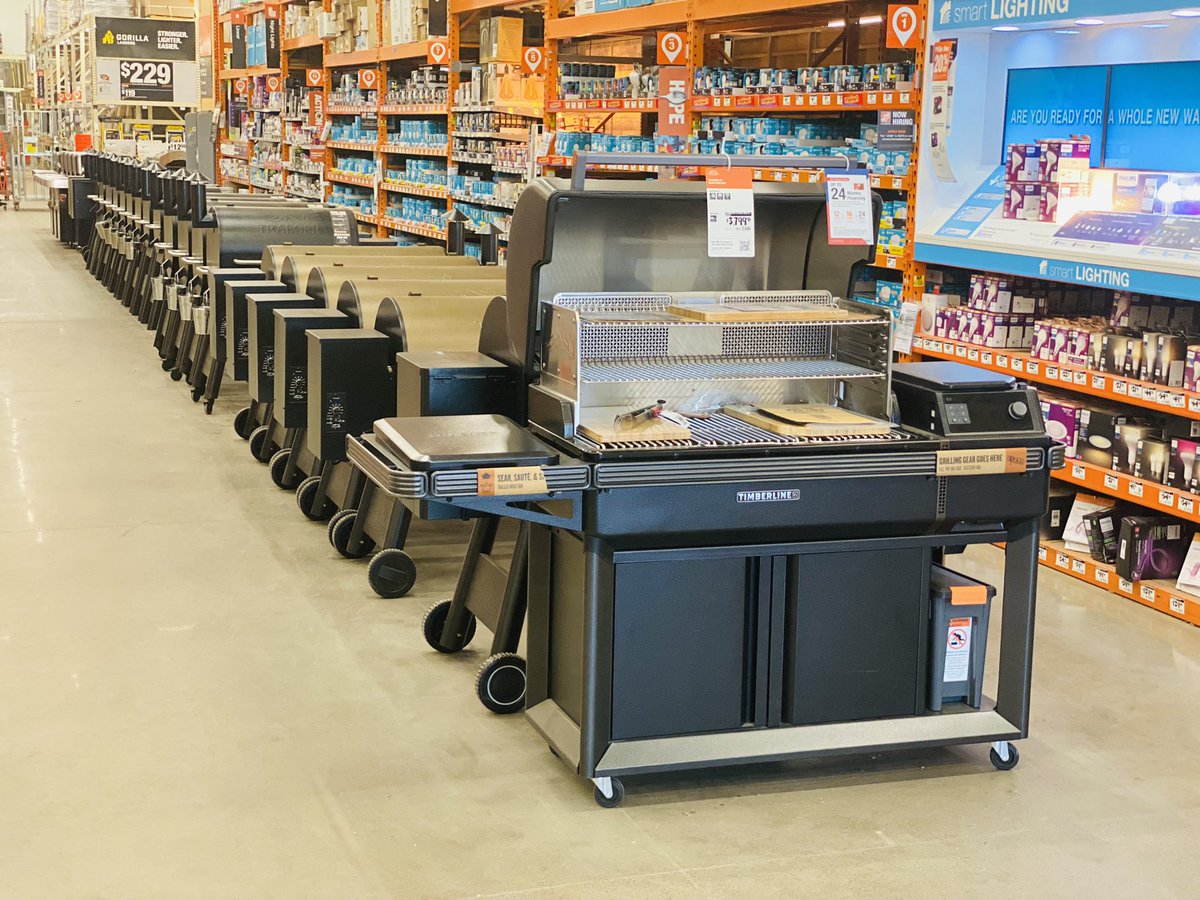 JustinGTHD's tweet image. It’s Traeger Season &amp;amp; #2828life is locked and loaded!! @cdoering5 @jeremybigbear @JFields_THD @RLM4040 @RickyrayHD @Jamie_1842HD @DillonTHD @tony_troia @AustinK89261970 @westons2310 @bergeland_jason @JenLien34 @BurroughsPaul @Savannah_Eden_ @TraegerGrills @CampSweenScott
