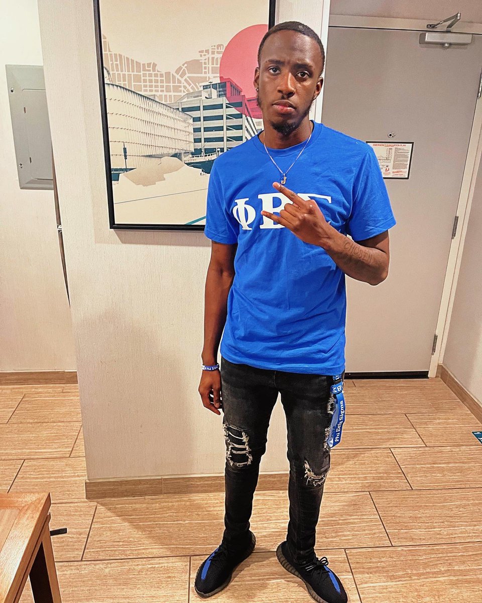 jacoriandeshun's tweet photo. Let me reintroduce myself, you may know me as Jacorian Brown but in Sigma Land I’m known as ReΣilient Σoul🤘🏾💙🤍Legacy🕊
#GOMAB #phibetasigma #clu6 https://t.co/xYMHQQBmHN