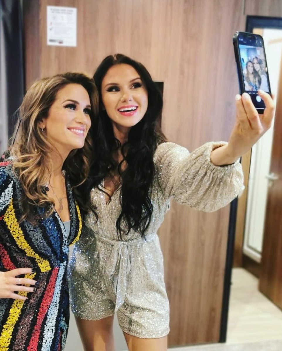 O’Hara - The O’Hara Sisters tweet media