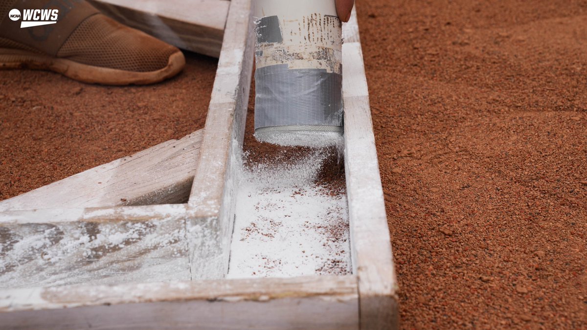 NCAASoftball's tweet image. It&apos;s all about the details. 

#WCWS