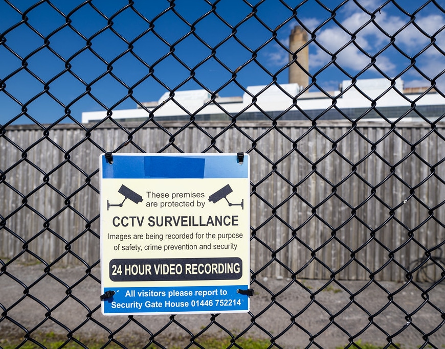 WelshPhotos's tweet photo. Aberthaw
#barriers #fence #fencing #industrial #signage #fencedoff #powerstation #wales #welsh #chimney #documentary #photography #security #Pentax #k1 https://t.co/BuPHNfJrYu