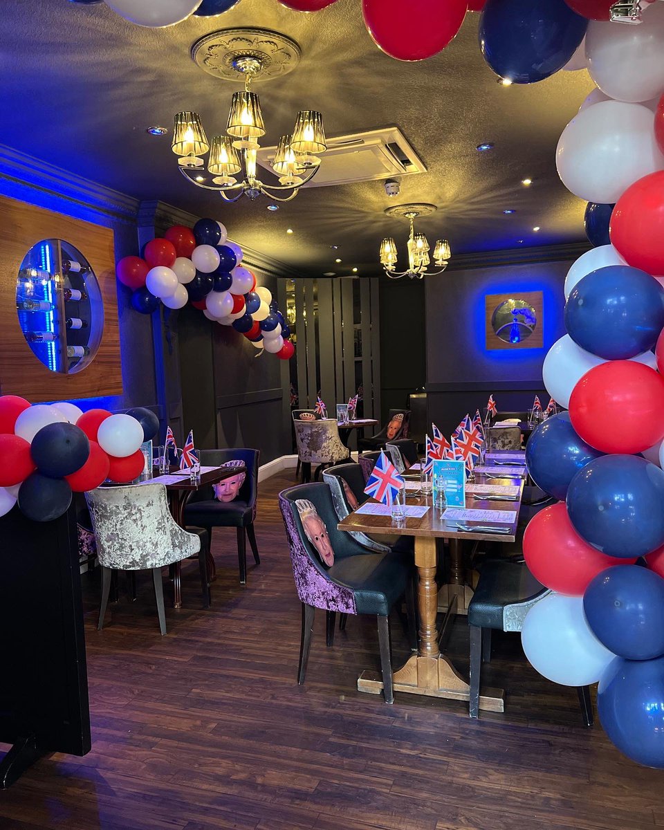 62 The Bank & Bar 62 tweet media