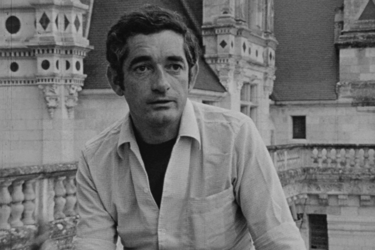 Criterion's tweet photo. French director Jacques Demy—#BOTD in 1931—didn’t just make movies, he created an entire cinematic world, crafting inventive and beautiful tales of fate and coincidence, doomed love and storybook romance. Celebrate by watching his musicals, melodramas, and fantasias. 💘 🌹 🎞️ https://t.co/c6Ifkt3Ocu