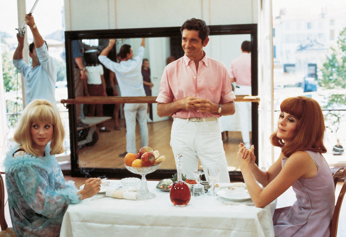 Criterion's tweet photo. French director Jacques Demy—#BOTD in 1931—didn’t just make movies, he created an entire cinematic world, crafting inventive and beautiful tales of fate and coincidence, doomed love and storybook romance. Celebrate by watching his musicals, melodramas, and fantasias. 💘 🌹 🎞️ https://t.co/c6Ifkt3Ocu