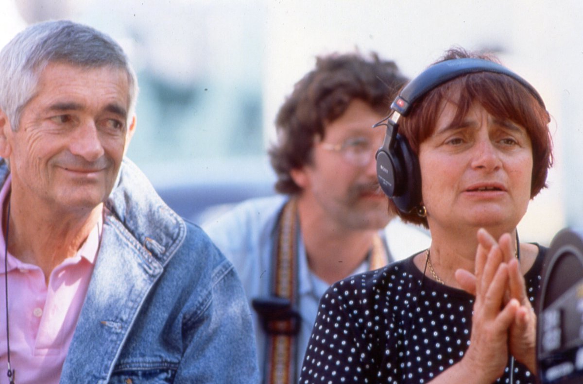 Criterion's tweet photo. French director Jacques Demy—#BOTD in 1931—didn’t just make movies, he created an entire cinematic world, crafting inventive and beautiful tales of fate and coincidence, doomed love and storybook romance. Celebrate by watching his musicals, melodramas, and fantasias. 💘 🌹 🎞️ https://t.co/c6Ifkt3Ocu