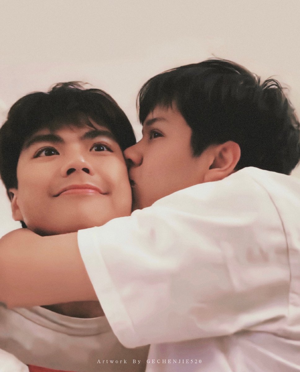แบบ 😘😗