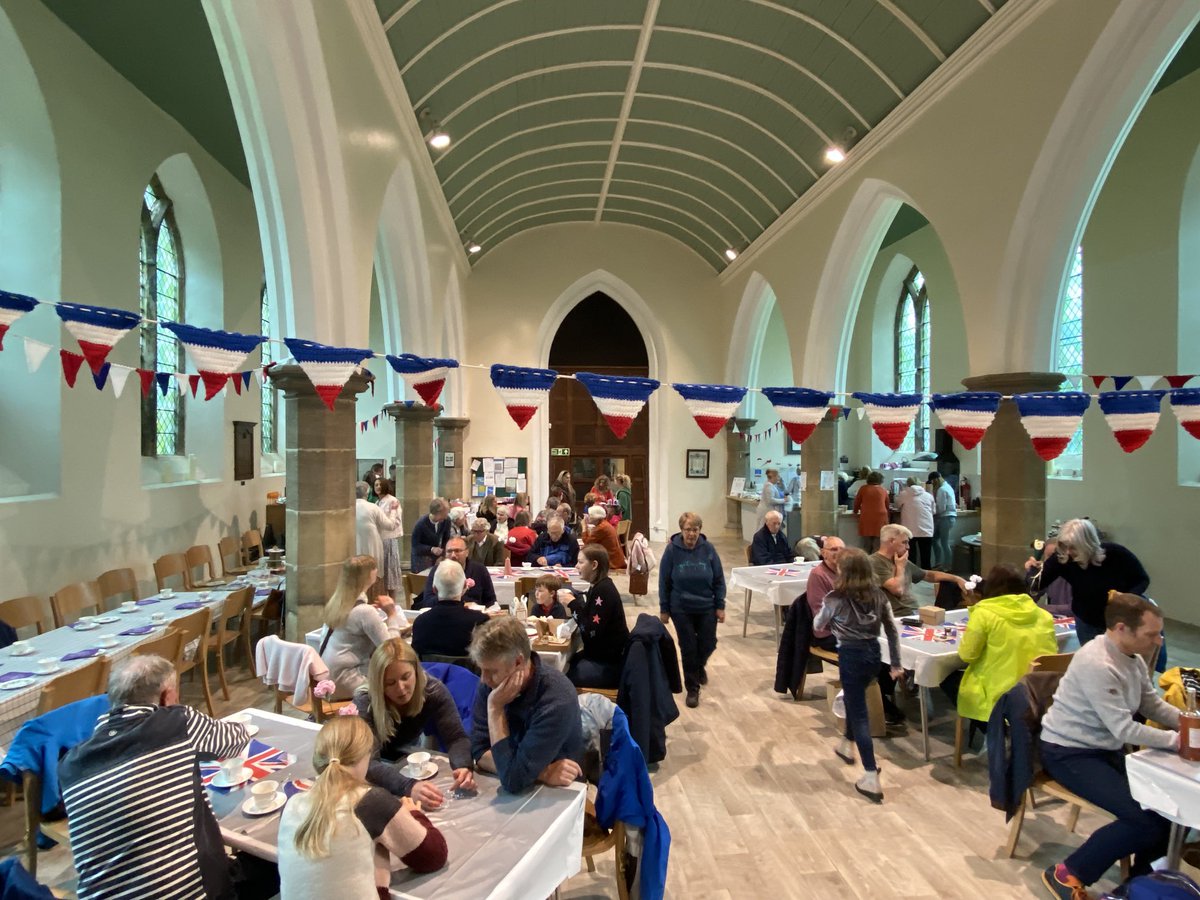 AlynNicholls's tweet photo. Platty Joob…Plan B. Street party moved indoors!
#UpperDenby https://t.co/5wX5AVv5ii