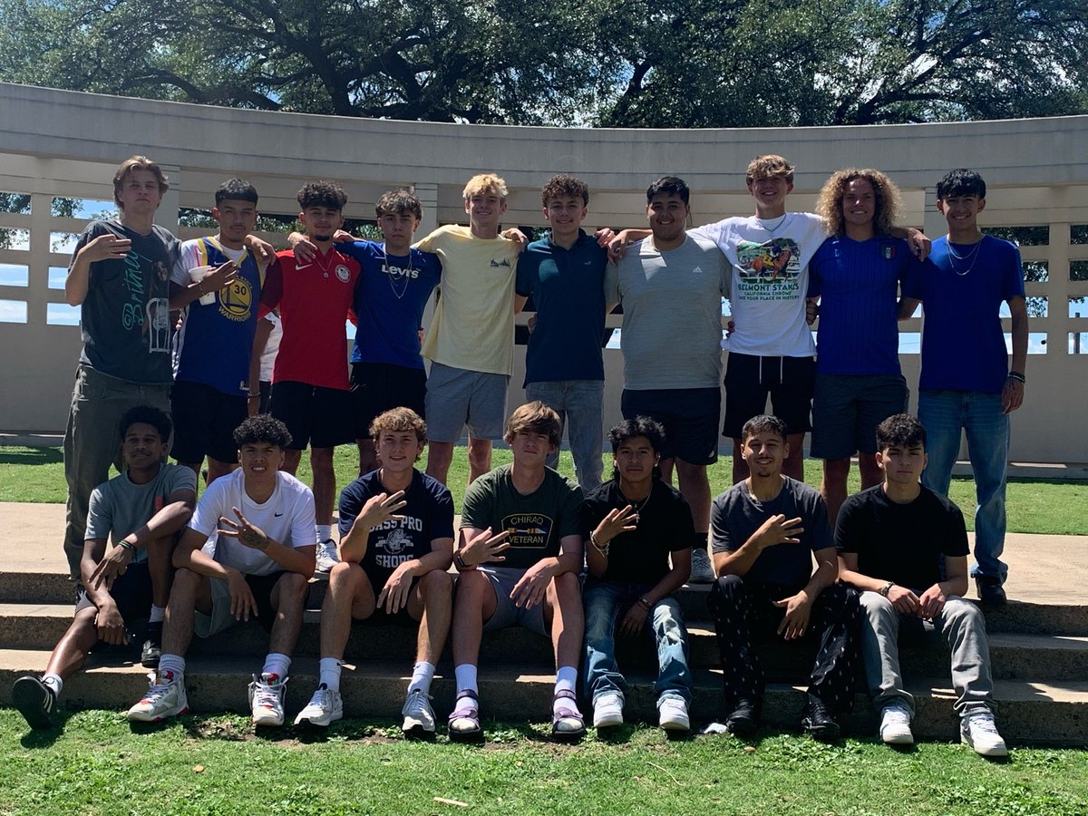 braydenj07's tweet photo. 10th in the nation!! @EliteAcademyL Great way to end the season!! #GKUnion #FishSaves #CSTruth #CollegeSportRecruitment #GoalKeeper https://t.co/74f50vmhMw