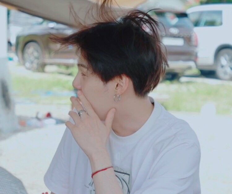 hourIysuga's tweet photo. https://t.co/CIaep0SET0