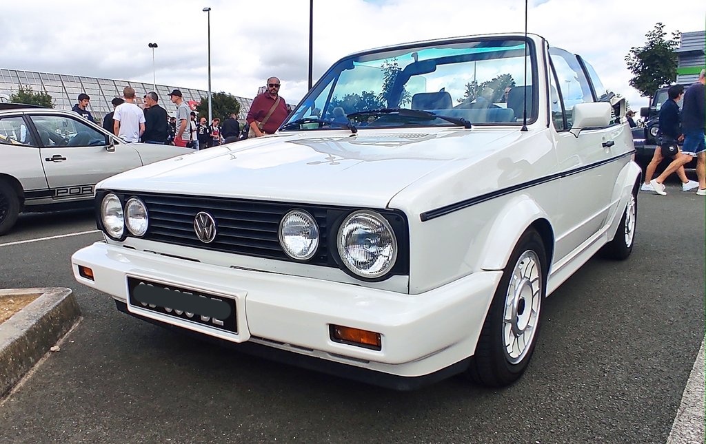 RGcars85's tweet photo. #yountimer #Volkswagen golf cabriolet
Very clean golf!!! The perfect car to give a trip yo the beach this summer!!
Yes or no?@LienhardRacing @Oscarol95842891 @Autoclassique @HannahDPhotos @Oscarol95842891 @VintageLegends @vividcloudofwat @Rinoire https://t.co/M1N7lVSunr