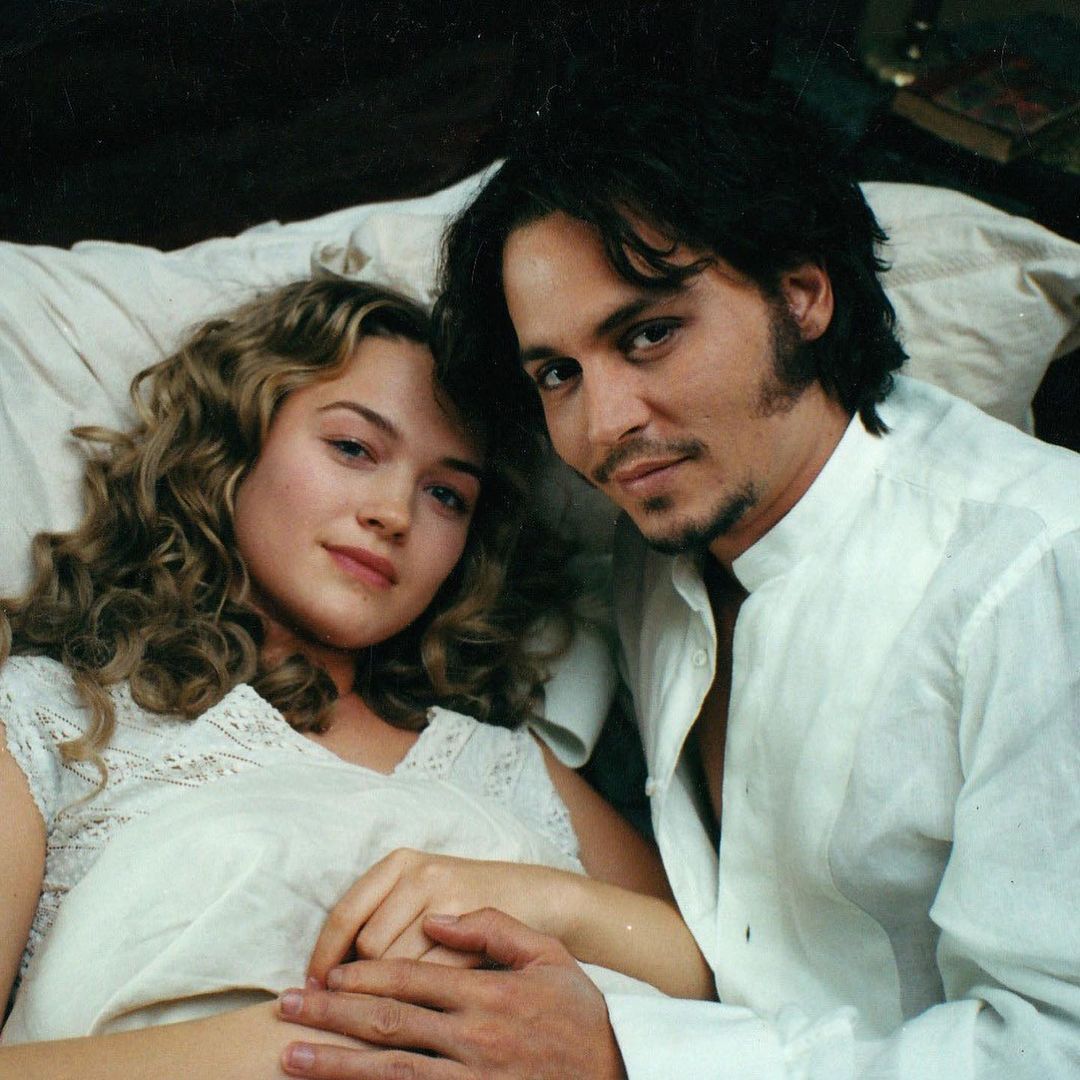 KatKatButterfly's tweet photo. @SophiaMyles is an actress who co-starred in the film 'From Hell' with Johnny Depp. Upon hearing the #falseallegations, she began advocating for JD & connected with those that also sought #J4JD in the kindest manner; engaging in conversations online & through @TwitterSpaces. https://t.co/mmT7pND93p