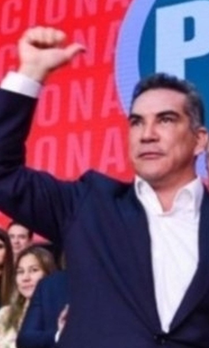 JorgeRa49069751's tweet image. EL PRIN CON BOTOX
MORENA CON VOTOS.