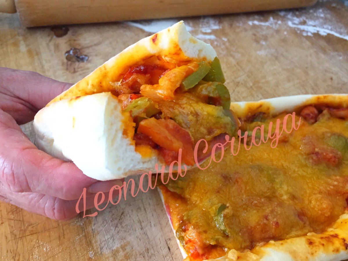 leonard_corraya's tweet photo. #pizzabread #turkishfood #turkishpide #mystyle @leonard_corraya https://t.co/U0UqADak8e
