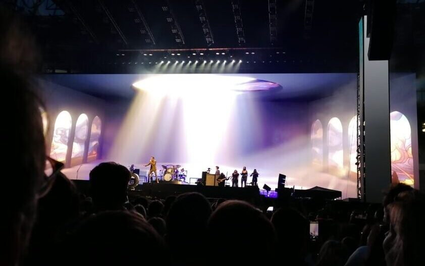 NEW POST: Tried to put the spiritual experience I had last night into words – seeing @TheKillers live at the Emirates Stadium. A truly magical night of brilliant music, togetherness and unforgettable entertainment. #livemusic #review

fromsophiawithlove.com/2022/06/05/the…