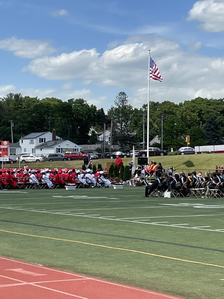 bpdschools's tweet photo. Congratulations to the Burlington High School Class of 2022!!! https://t.co/EUYAKZNzZx