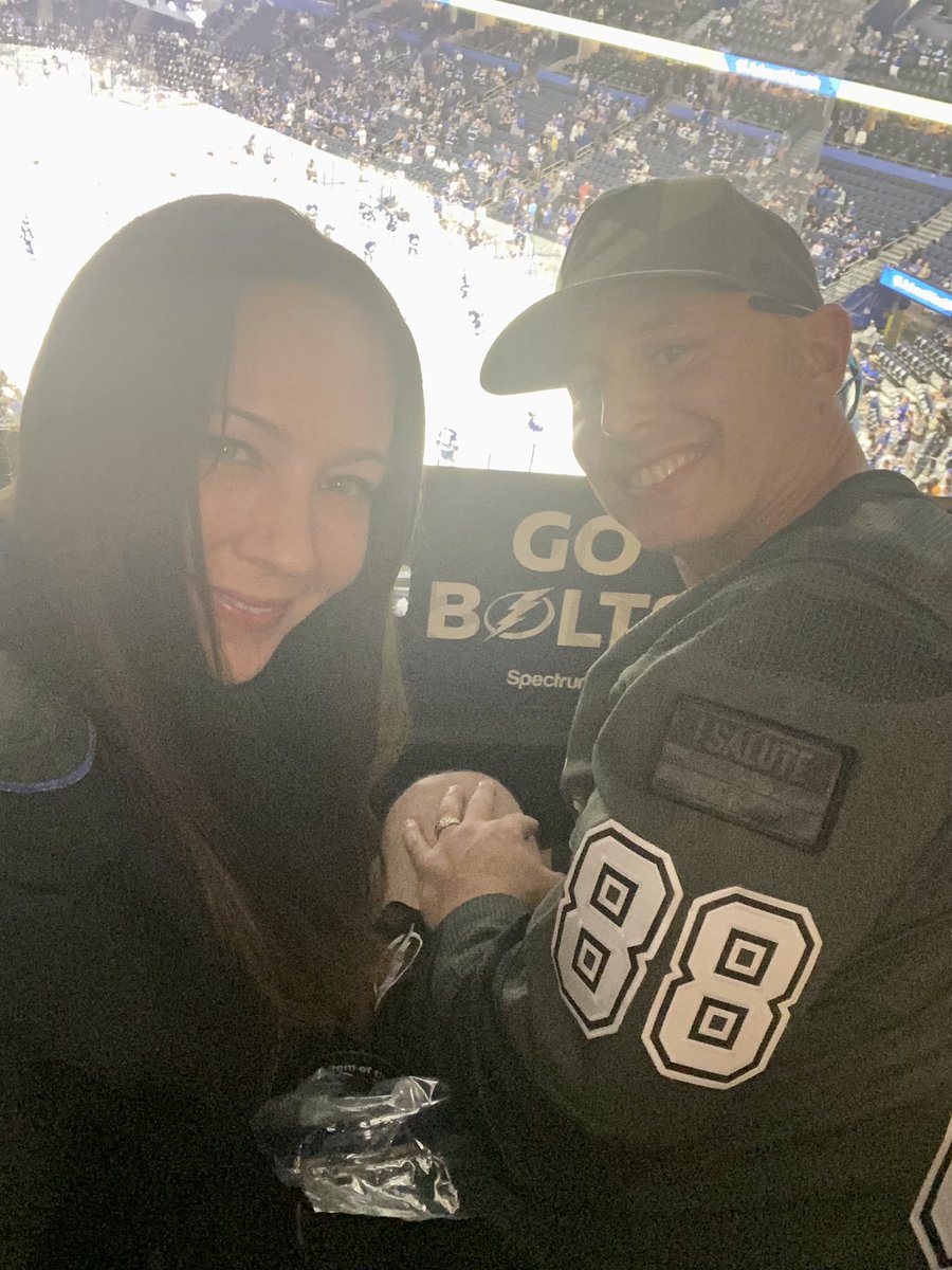 Jessica_J_Hunt's tweet photo. #BoltsNation - time to Be The Thunder! Let’s get loud for the @TBLightning https://t.co/N4xSaKa0v7