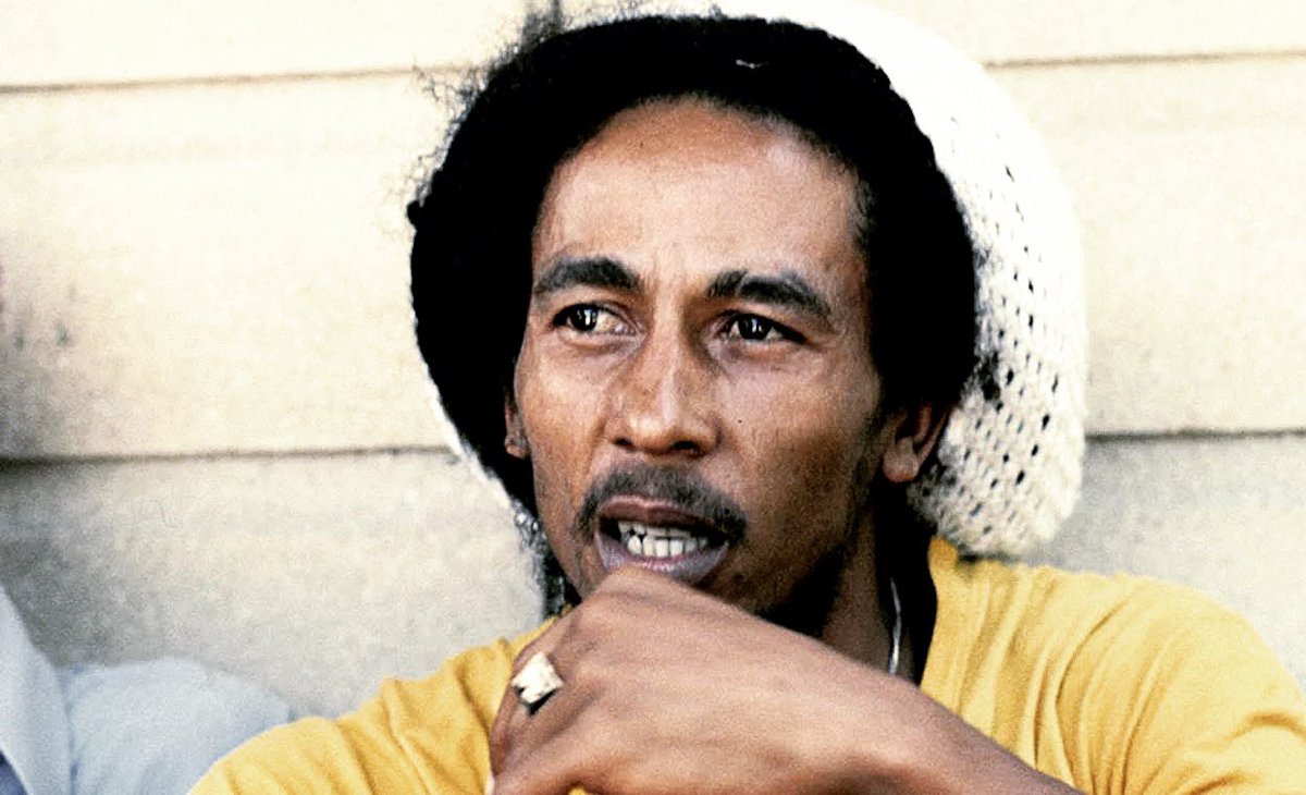 bobmarley's tweet photo. “I think reggae is the kind of music that can rectify this troubled world. It is simple, it is direct—it carries truth." #bobmarley

📷 by #AdrianBoot
© Fifty-Six Hope Road Music Ltd. https://t.co/9sQAAK65Wq