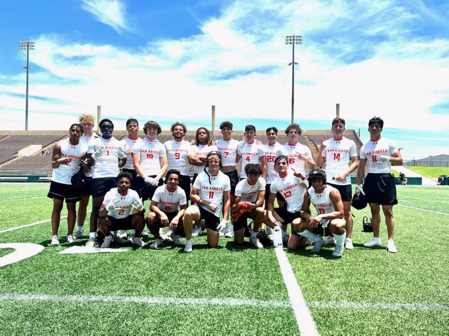 tyler_hill_12's tweet photo. Great day yesterday playing 7on7 in Abilene!!! 4-0!!!  Qualified for the state tournament in college station, let’s get it!!! @AngryOrangeFB @CoachCoots @k_crane13 @JoshuaDWillis13 @Matt_Stepp817 https://t.co/VrGjUbtvRI