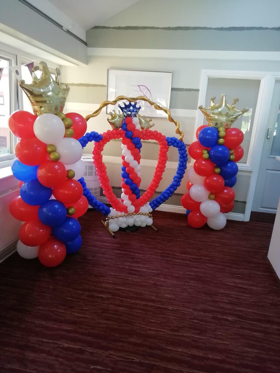 BykerHallCare's tweet photo. Celebrating the Platinum Jubilee 💜🇬🇧💜 

#bykerhall #residents #carehome #newcastle #JubileeCelebrations #streetparty https://t.co/IMJDqMwQym