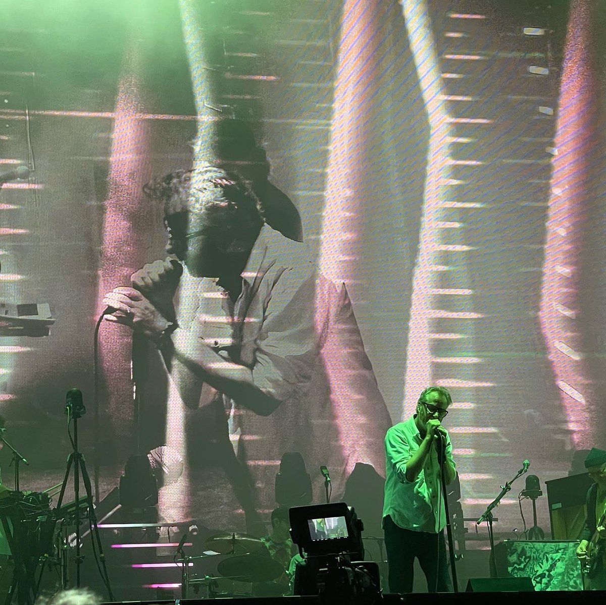 smalloranges's tweet photo. The National #PrimaveraSound #PrimaveraSound2022 #thenational https://t.co/oHfKhkVGop
