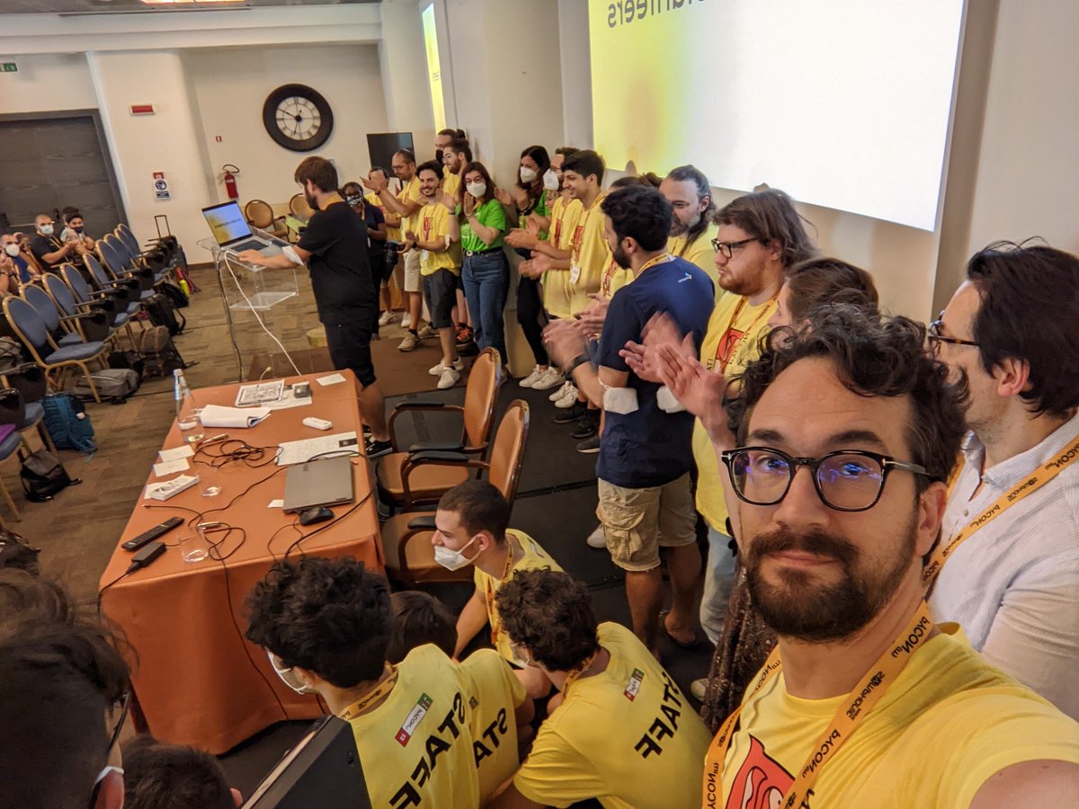 pauloxnet's tweet photo. I thank all the other #organizers of PyCon Italia for their enormous work, for making this conference possible for many years and for welcoming me among them. 

#PyConIT2022 🇮🇹🐍 https://t.co/83SVU7seDi