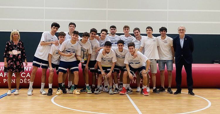 🏀JÚNIOR "A" MASCULÍ🏀

👉Acabem tercers del Campionat de Catalunya d’Interterritorial‼️
👉Enhorabona a tots els jugadors i staff per aquesta magnífica temporada‼️

#JúniorInter
We💙🏀
