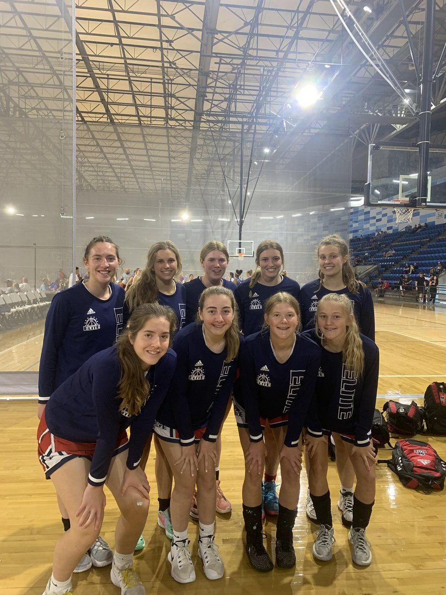 KansasEliteWBB's tweet photo. Congratulations to Coach Obley’s U17 on a 3-1 weekend! https://t.co/iuCDKCPbkZ