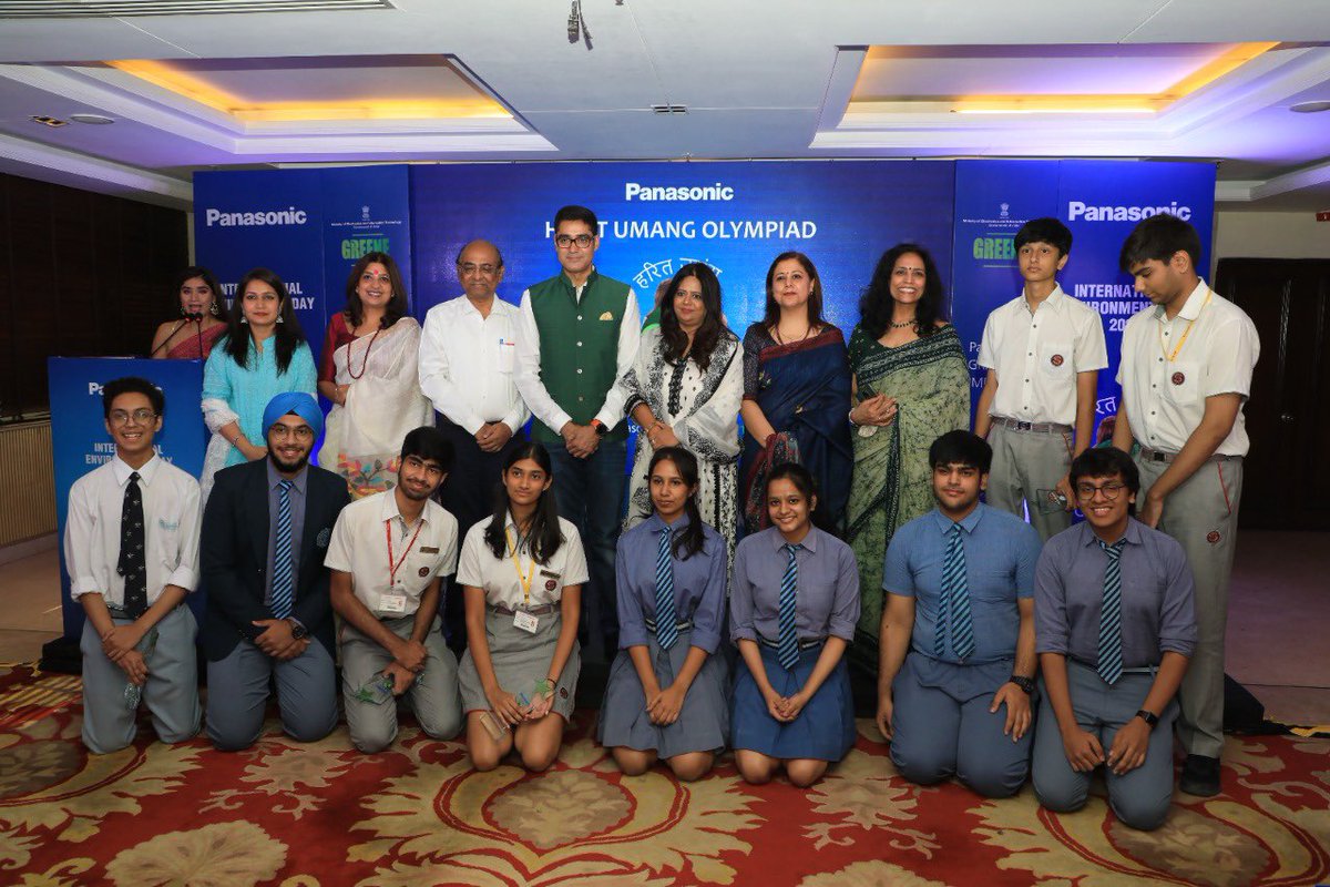 ritug054's tweet photo. Glad to extend the family of #HaritUmang at #Panasonic and felicitate the proud Green ambassadors on #WorldEnvironmentDay creating culture of #sustainability https://t.co/phPUdEgE8P