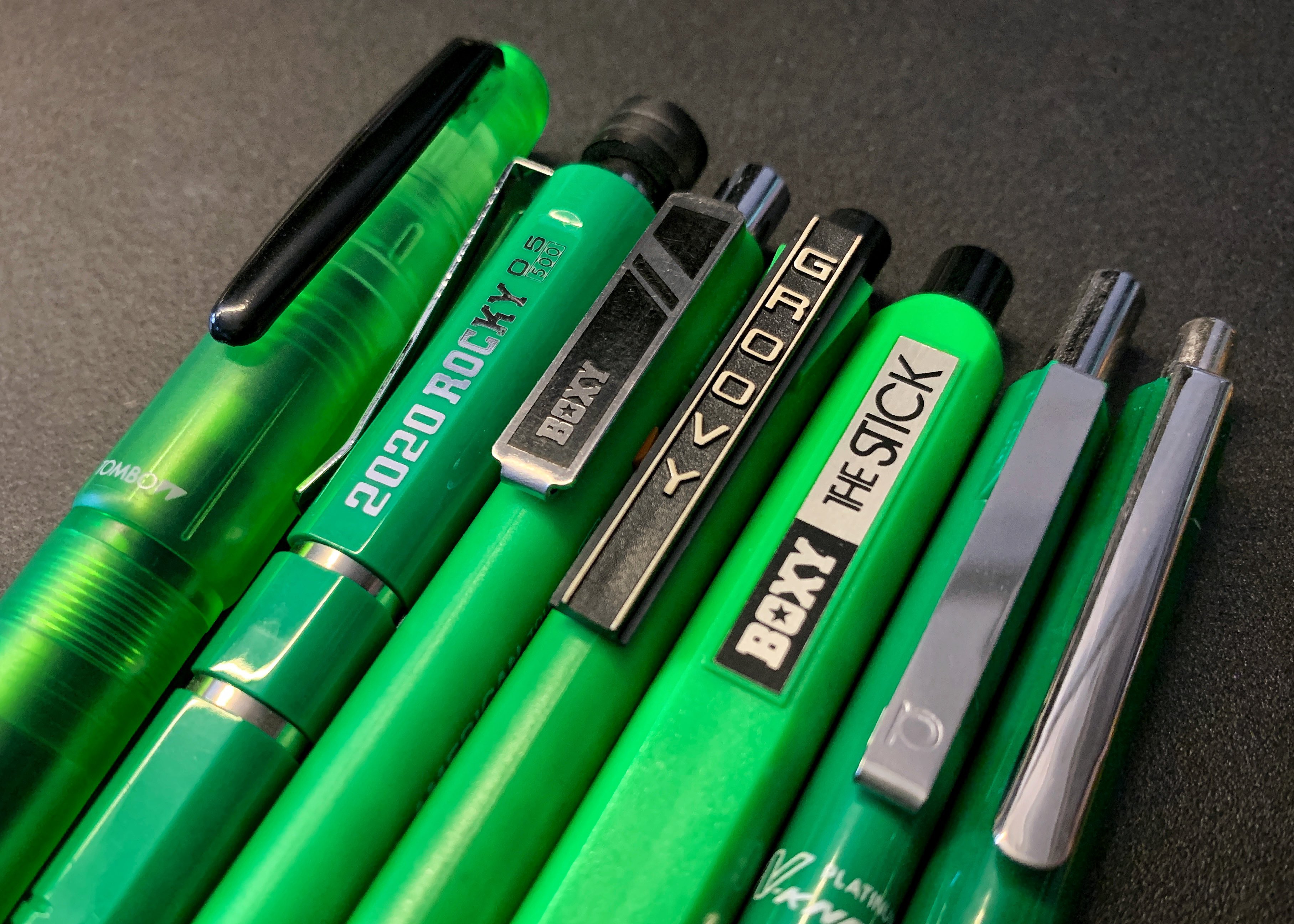 Kelvin Pang 緑 黒のコンボです Green And Black Combo Tombow Object 2 Pilot Rocky Boxy The Real American Taste Midori Groovy Boxy The Stick Platinum