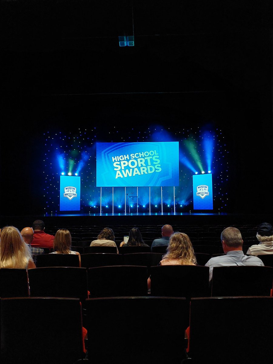 MorristownAD's tweet photo. Yellow Jacket News: 

It was another amazing night and thank you @IndyStarSports for honoring our man Q. He is the Indiana High School Courage Award Athlete of the Year. 

#Indianahssa 

@MorristownHigh https://t.co/5ZxtPTKOjD