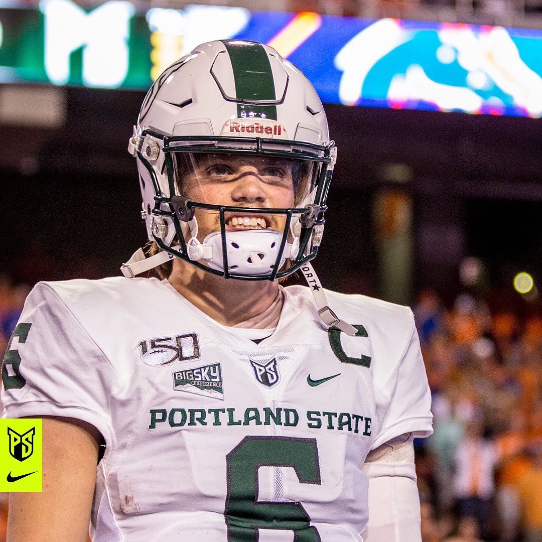 mikelund65's tweet photo. This dude is officially a member of the Montreal Alouettes! @chavisdavis7 earned it! @psuviksFB #GoViks https://t.co/aasvkIKSkb