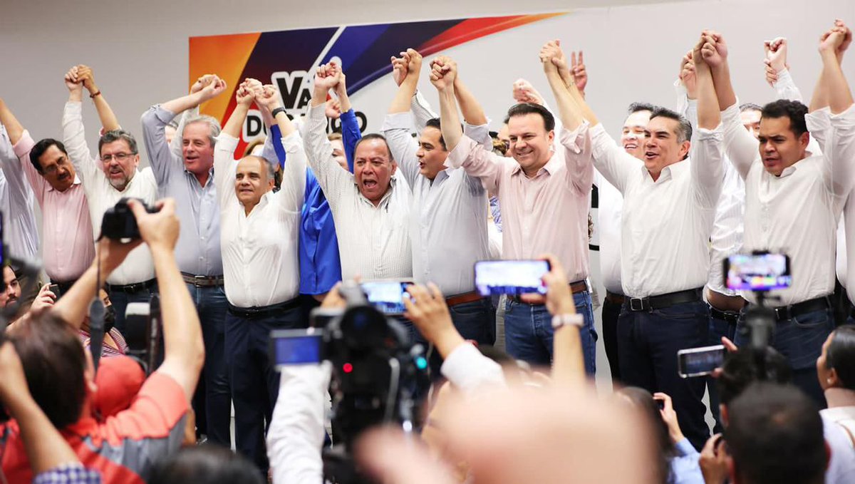 EVillegasV's tweet photo. Dimos a conocer en rueda de prensa que tuvimos una jornada electoral con saldo blanco. Agradezco a todas las personas que hicieron posible una elección libre, pacífica y democrática. ¡Hoy defendimos a Durango! https://t.co/jqrunZRaCW