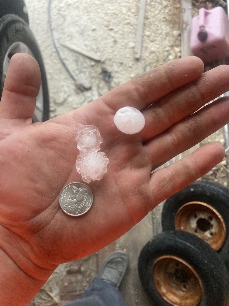 Hail northwest Stockton ⁦<a href="/NWSHastings/">NWS Hastings</a>⁩