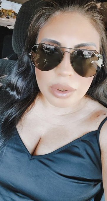 Fly away game strong af https://t.co/QBUKNoI6YF<a href="/tag/superfan"class="tags"><span>#superfan</span></a>