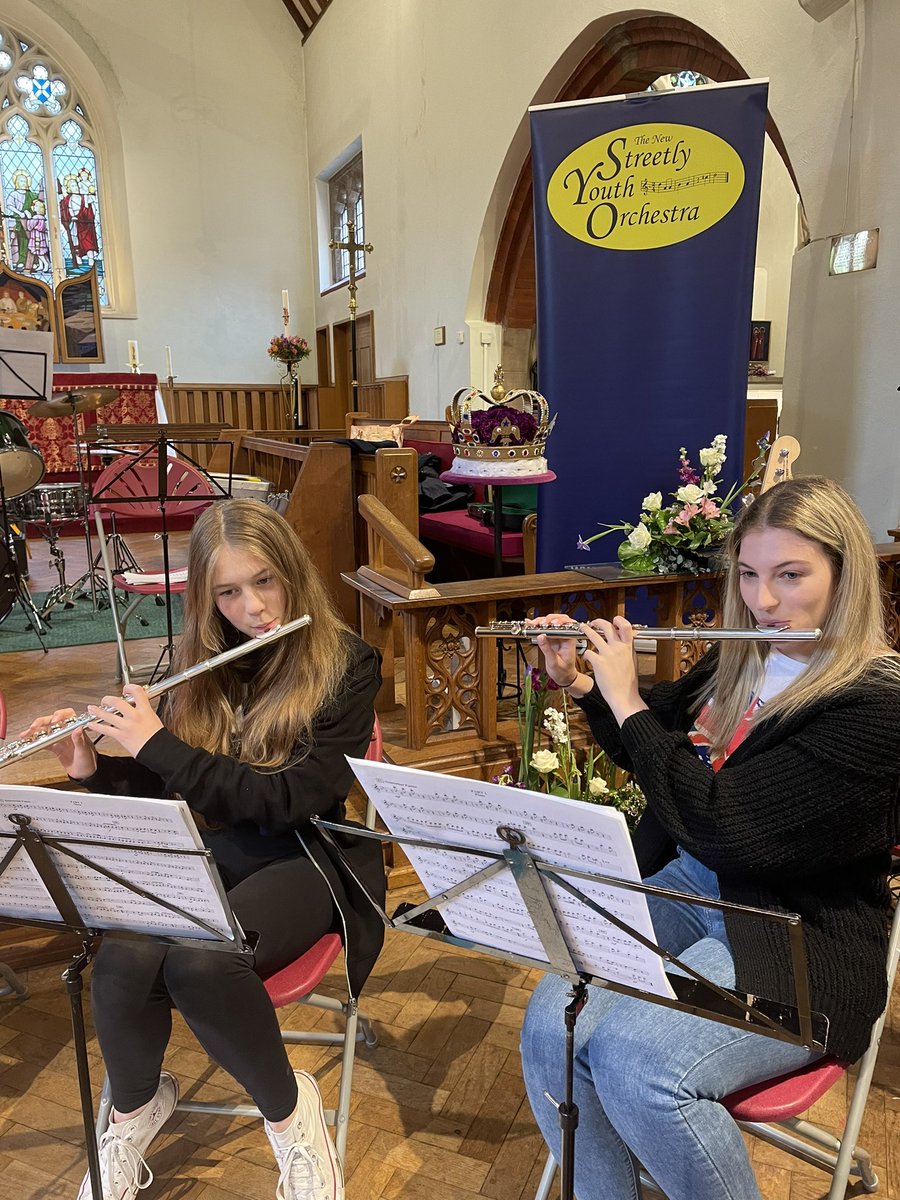 Thank you to everyone who joined us at the All Saints Parish Church, Streetly Jubilee Flower Festival this afternoon. It was lovely to see you!!