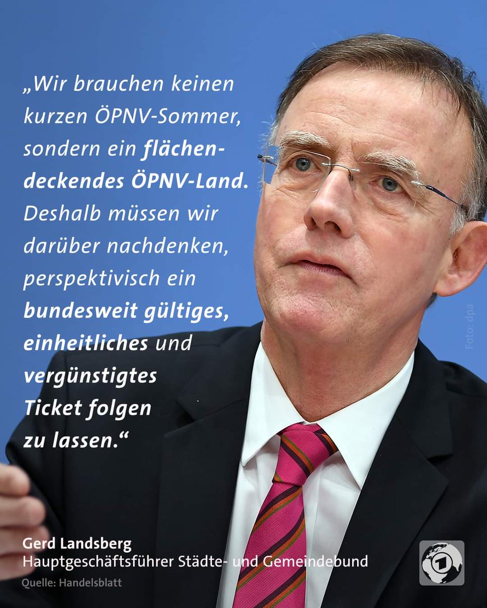 BastianKettner's tweet photo. So ist es! Wenn Bund und Länder jetzt nicht die Begeisterung für den #oepnv nutzen und keine Initiative für einen massiven Ausbau und bezahlbare und stark vereinfachte Tarife ergreifen, ist der Zug zur #Verkehrswende abgefahren. @VCDeV  #NeunEuroTicket  #oepnvland https://t.co/d7qdbPImoN