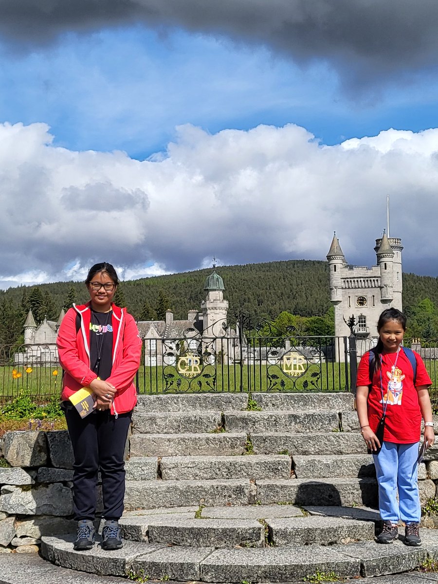 chloeelyssec's tweet photo. Busy out and about this half term, visited Castle Menzies and Balmoral Castle in Scotland 🏴󠁧󠁢󠁳󠁣󠁴󠁿 https://t.co/OXRwwMFrSF