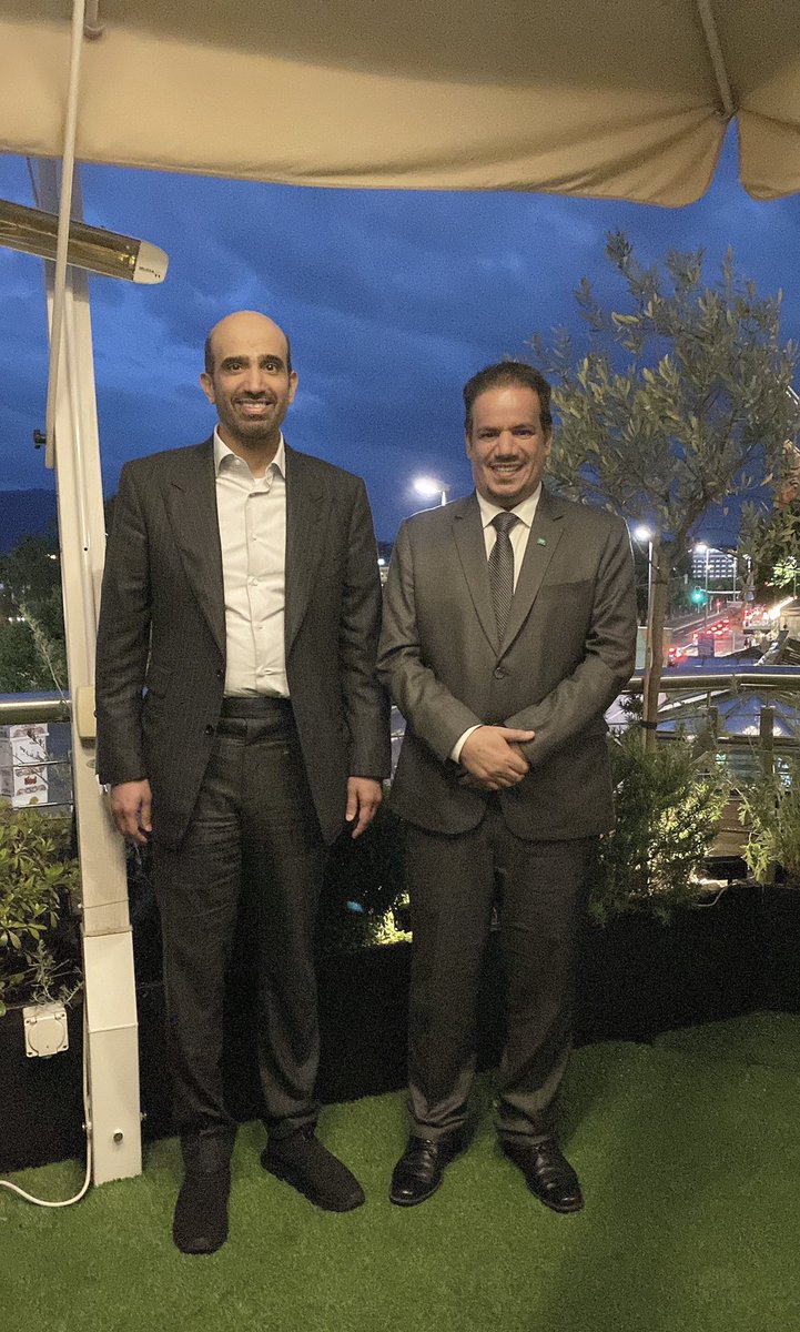 Dr_Faihan's tweet photo. سعدت بلقاء معالي المهندس أحمد بن سليمان الراجحي وزير الموارد البشرية والتنمية البشرية ورئيس وفد المملكة الى مؤتمر العمل الدولي 110- جنيف https://t.co/84Z2n1V7im