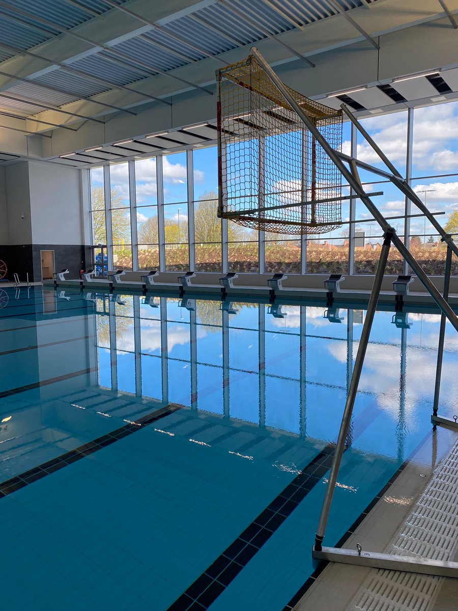 From Monday the 6th of June, we will be returning to train at Moorways, in the newly built Sports Village and Water Park🖖
Read all about Viking Mondays &amp; our new session times here:
vikingcanoepolo.com/index.php/2022… #CanoePolo #Derby #Canoeing