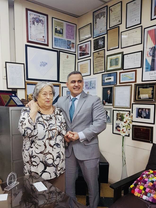 TarekWiliamSaab's tweet photo. HEBE DE BONAFINI UN #EJEMPLO UNIVERSAL DE #DIGNIDAD Y #RESISTENCIA POR LA LIBERACIÓN DE LOS PUEBLOS… https://t.co/pl6M1XdPPV