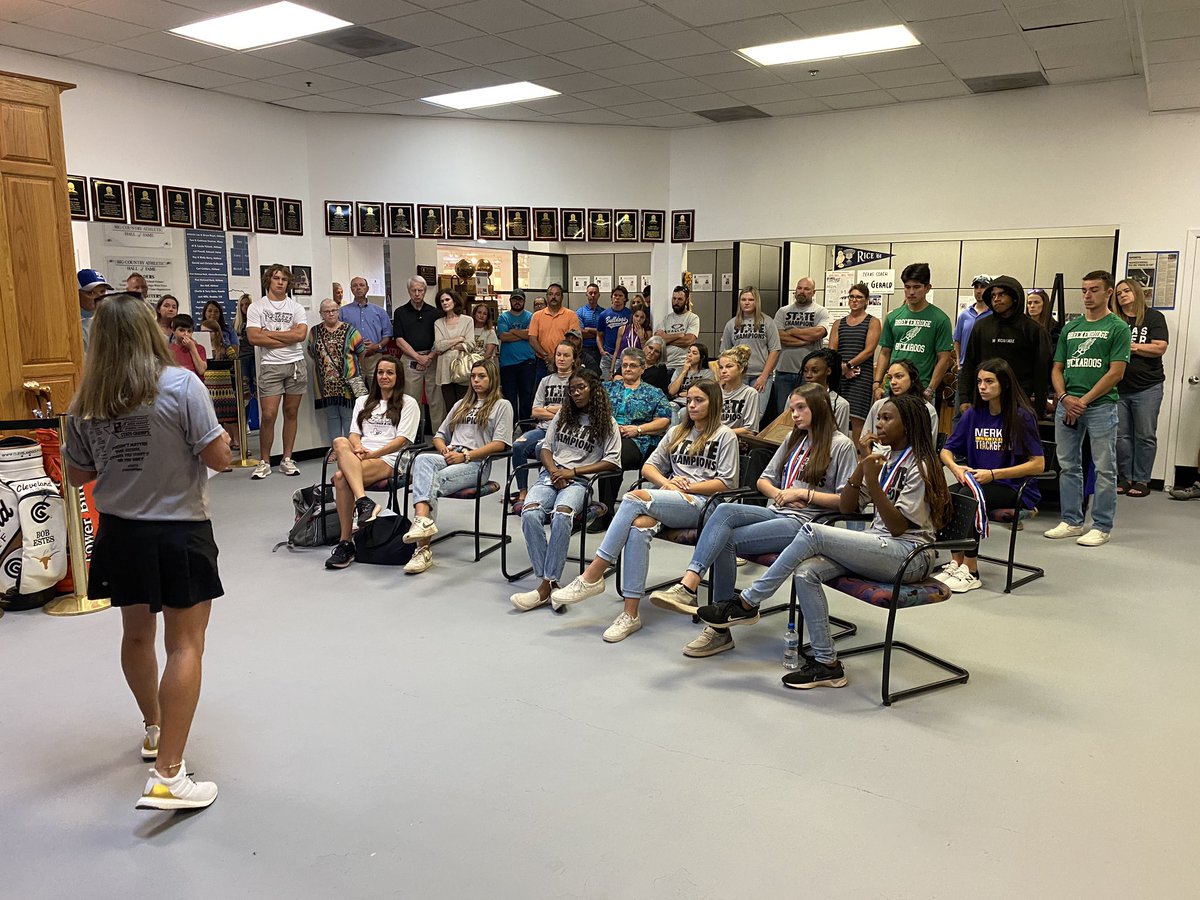 EpicNemec's tweet image. Area medalists from last month’s state track meet were honored at the Big Country Athletic Hall of Fame today. 

The state champion Haskell girls and runner-up Breckenridge boys were among the athletes there.