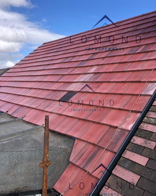 LomondImproves's tweet photo. Another day, another roof 🤩

NEED A NEW #ROOF? We Install High Quality Roofs built to last!!! Do you like the style of this one? 👌🏼

Our Staff are ready to take your call - contact us today for a FREE no obligations quote! 🏠 

📞0800 048 0086 

info@lomondimprovements.co.uk https://t.co/JJmRZwkvOL
