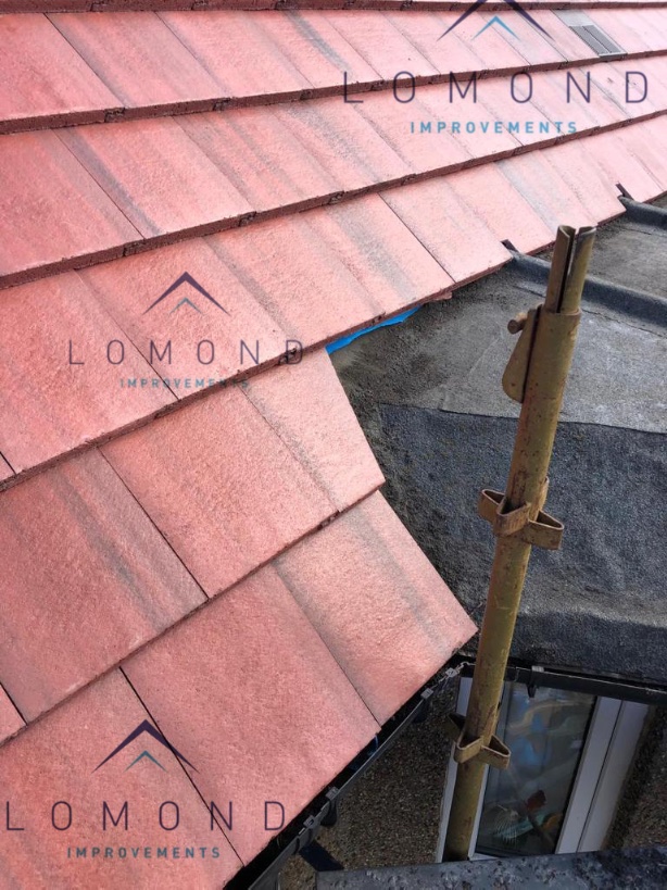 LomondImproves's tweet photo. Another day, another roof 🤩

NEED A NEW #ROOF? We Install High Quality Roofs built to last!!! Do you like the style of this one? 👌🏼

Our Staff are ready to take your call - contact us today for a FREE no obligations quote! 🏠 

📞0800 048 0086 

info@lomondimprovements.co.uk https://t.co/JJmRZwkvOL